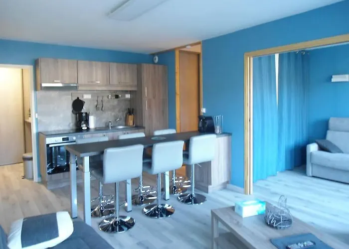 Le Bonheur Au Feuillage * Honfleur